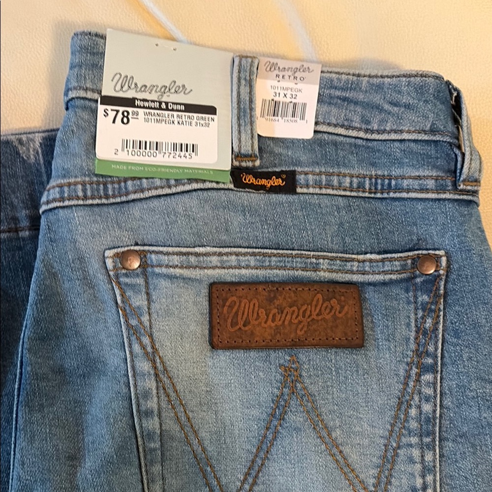 Wrangler Women's Light Blue Boot Cut Jeans